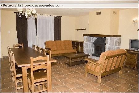 הוילה בורגונדו Viv. De Uso Turistico Fuente El Tejo - Casa Ana מראה חיצוני תמונה