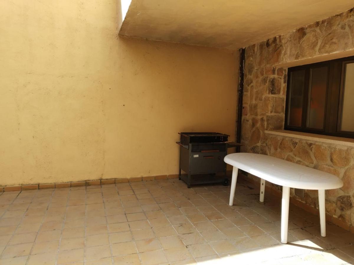 הוילה בורגונדו Viv. De Uso Turistico Fuente El Tejo - Casa Ana מראה חיצוני תמונה